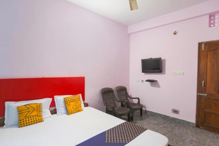 Hotel Alaka Пурі Екстер'єр фото